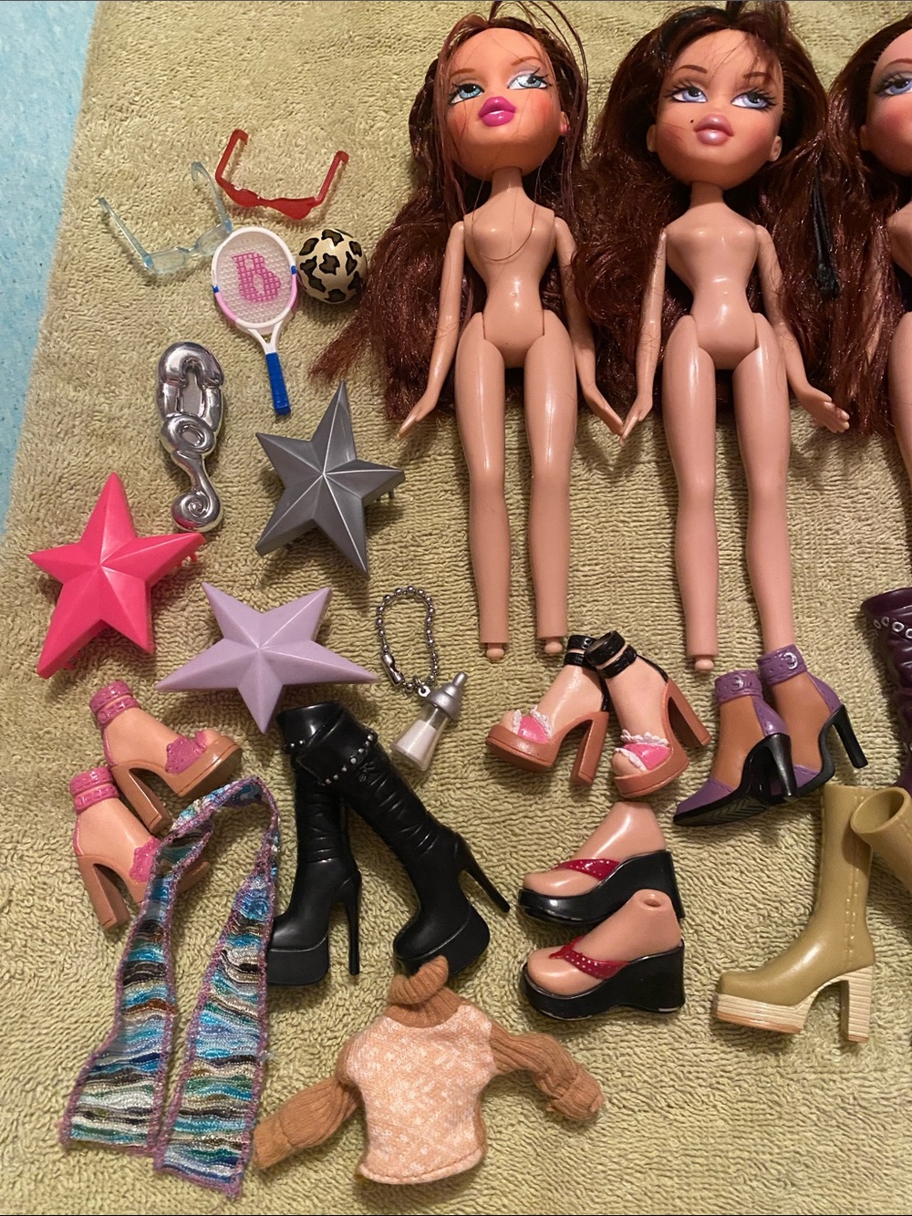 Bratz Doll Bundle - Picture 2 of 10